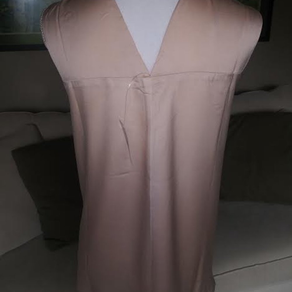 ANN TAYLOR SEE PICTURES FOR TRUE COLOR!! LAST ONE! - Picture 5 of 6